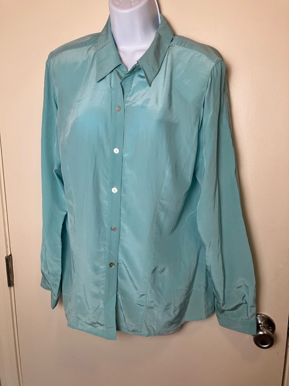 Vintage Liz Claiborne Blue 100%‎ Silk Blouse Shoulder Pads Retro Size 10